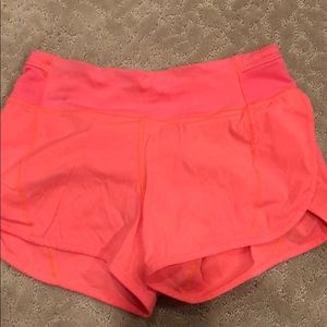 size 6 lulu shorts